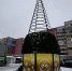В Ярославле начали устанавливать новогодние ёлки - ГТРК