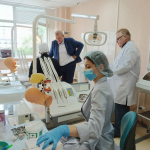 «За выпускников стыдно не будет». На стоматологическом факультете завершилась государственная итоговая аттестация