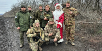 Дед Мороз из Народного фронта доставил ярославским бойцам тепло домашнего очага - Ярославский регион