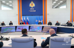 Глава МЧС России Александр Куренков и помощник Президента страны Руслан Эдельгериев обсудили вопросы мониторинга природных пожаров