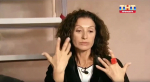 Анжела провела ритуал и успокоила женщин | Источник: кадр из шоу «Битва экстрасенсов» (16+), ТНТ, 2026 год