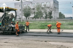 В Ярославле укладывают новый асфальт на дублере Московского проспекта